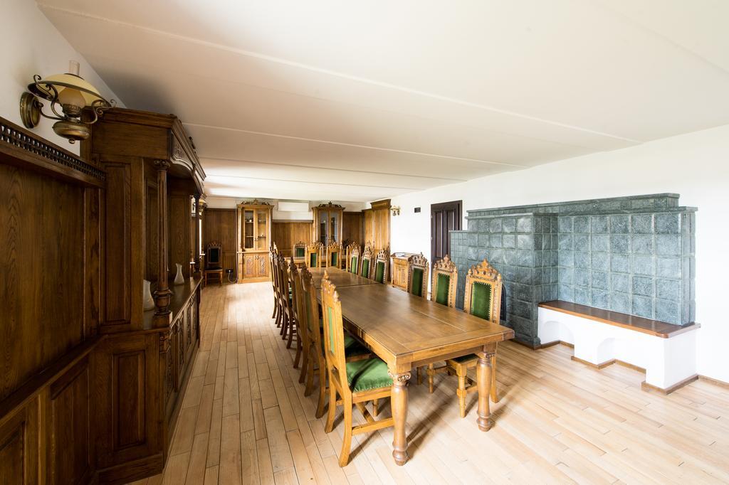 Hotel Castel Royal Mosnita Noua ภายนอก รูปภาพ
