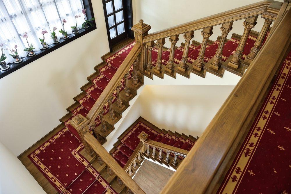 Hotel Castel Royal Mosnita Noua ภายนอก รูปภาพ